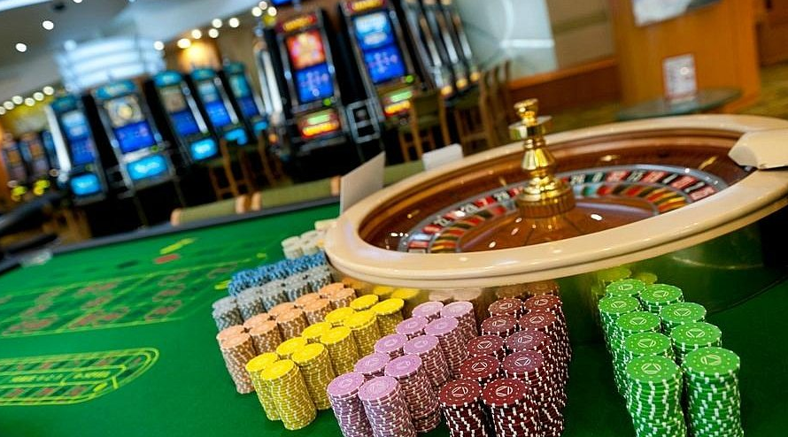 A Guide to the Best Junket Tours for Canadian Players